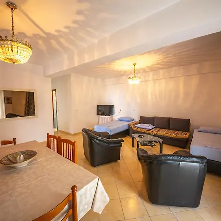 Apartment Cikuli *