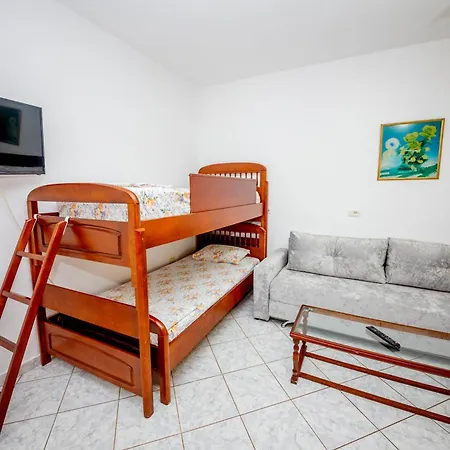 Apartment Cikuli