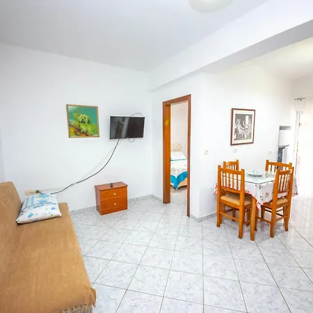 Apartment Cikuli