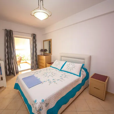 Cikuli Apartment