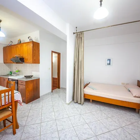 Cikuli Apartman Saranda