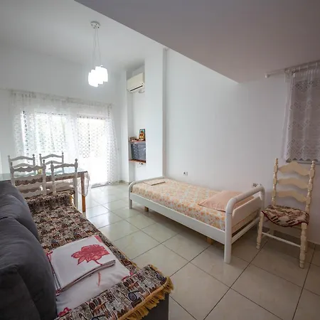 Cikuli Apartman *