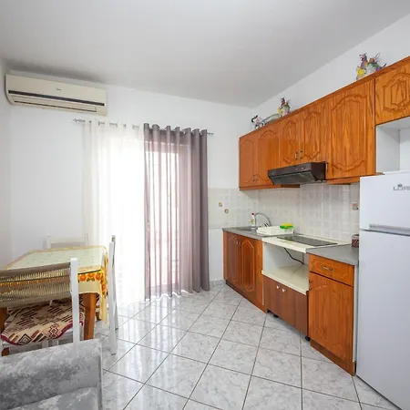 Apartman Cikuli Saranda