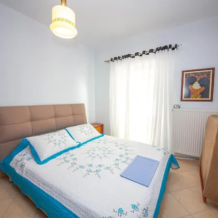 Appartement Cikuli *