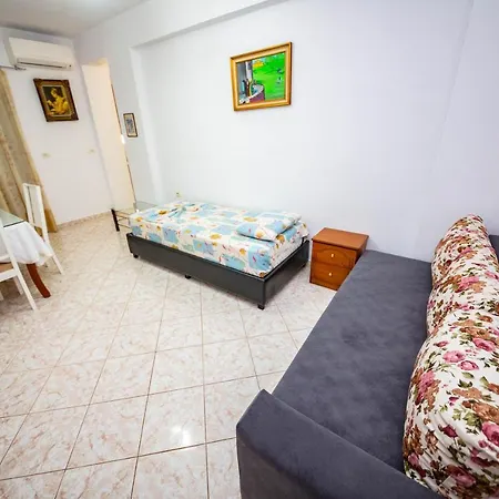 Cikuli Appartement *