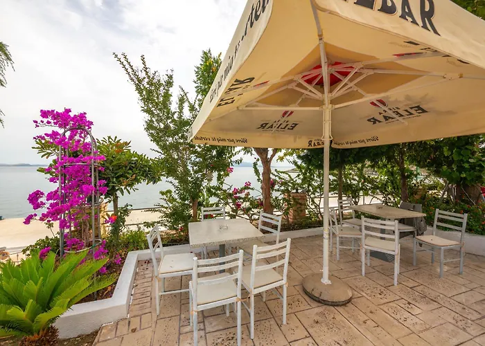 公寓 Cikuli Sarandë