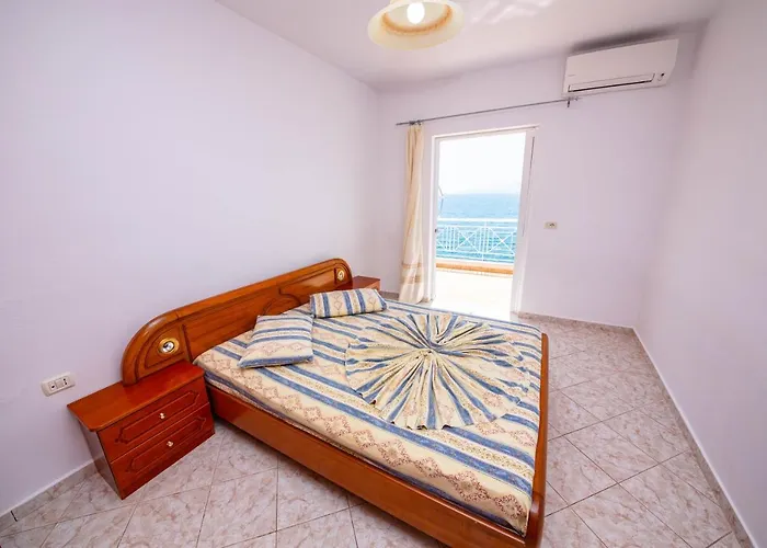 公寓 Cikuli Sarandë